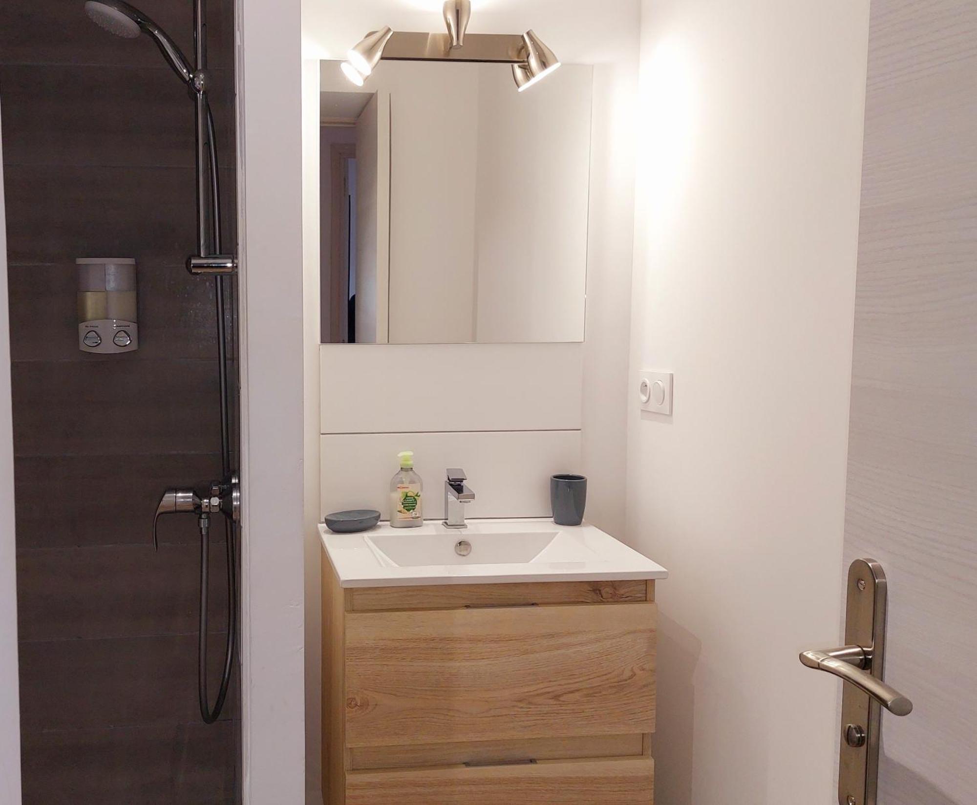 Duplex Cocoon - 10 Min De Blaye - 20 Min Cnpe - Wifi - Tv Hd Apartamento Saint-Seurin-de-Cursac Exterior foto