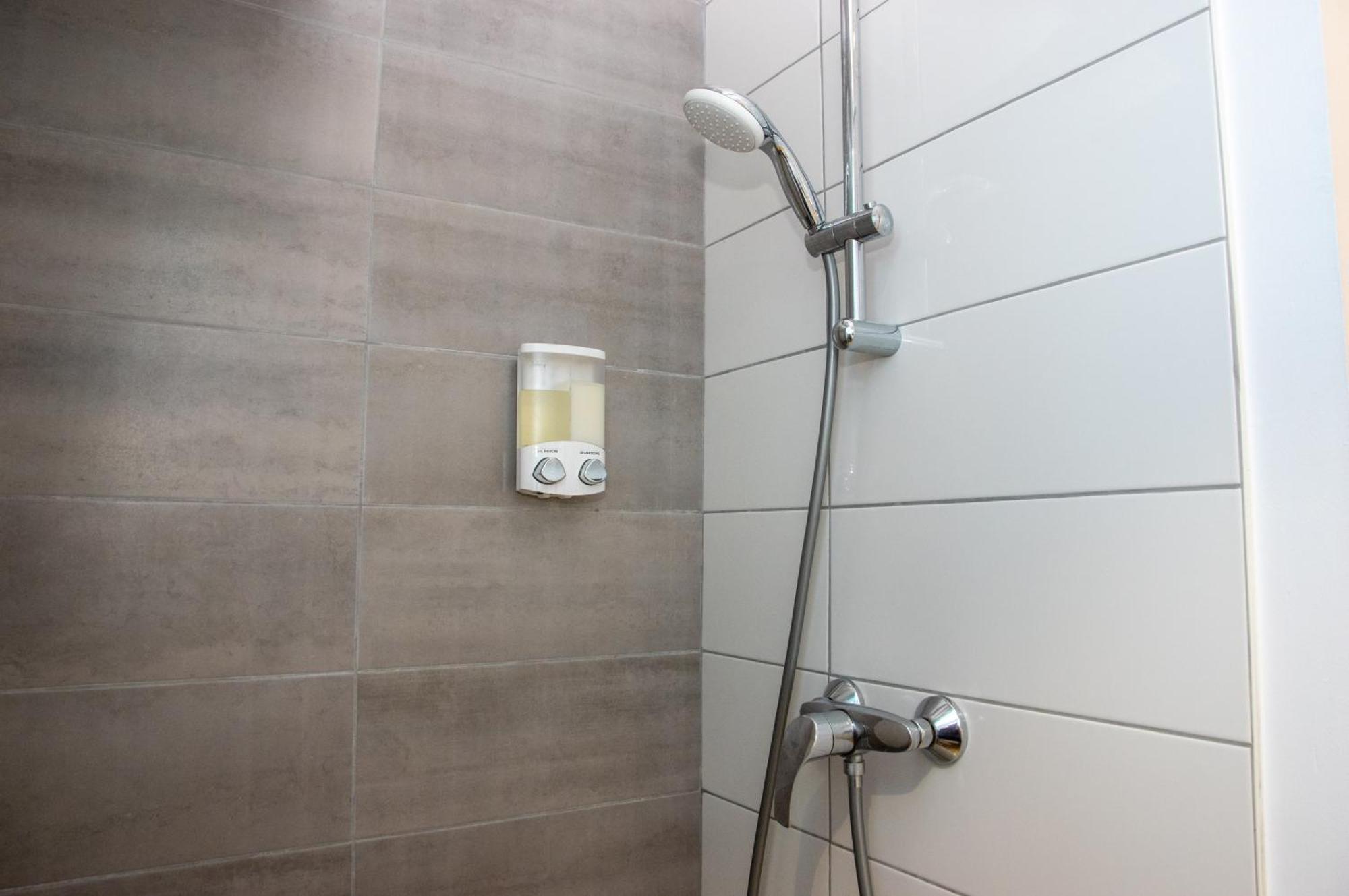 Duplex Cocoon - 10 Min De Blaye - 20 Min Cnpe - Wifi - Tv Hd Apartamento Saint-Seurin-de-Cursac Exterior foto