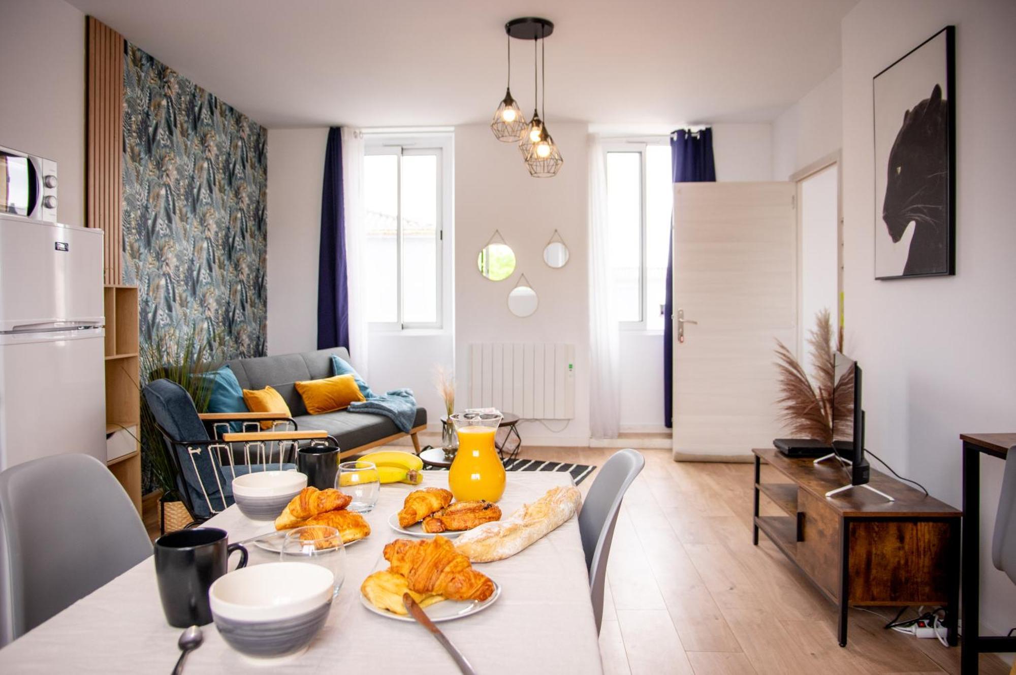 Duplex Cocoon - 10 Min De Blaye - 20 Min Cnpe - Wifi - Tv Hd Apartamento Saint-Seurin-de-Cursac Exterior foto
