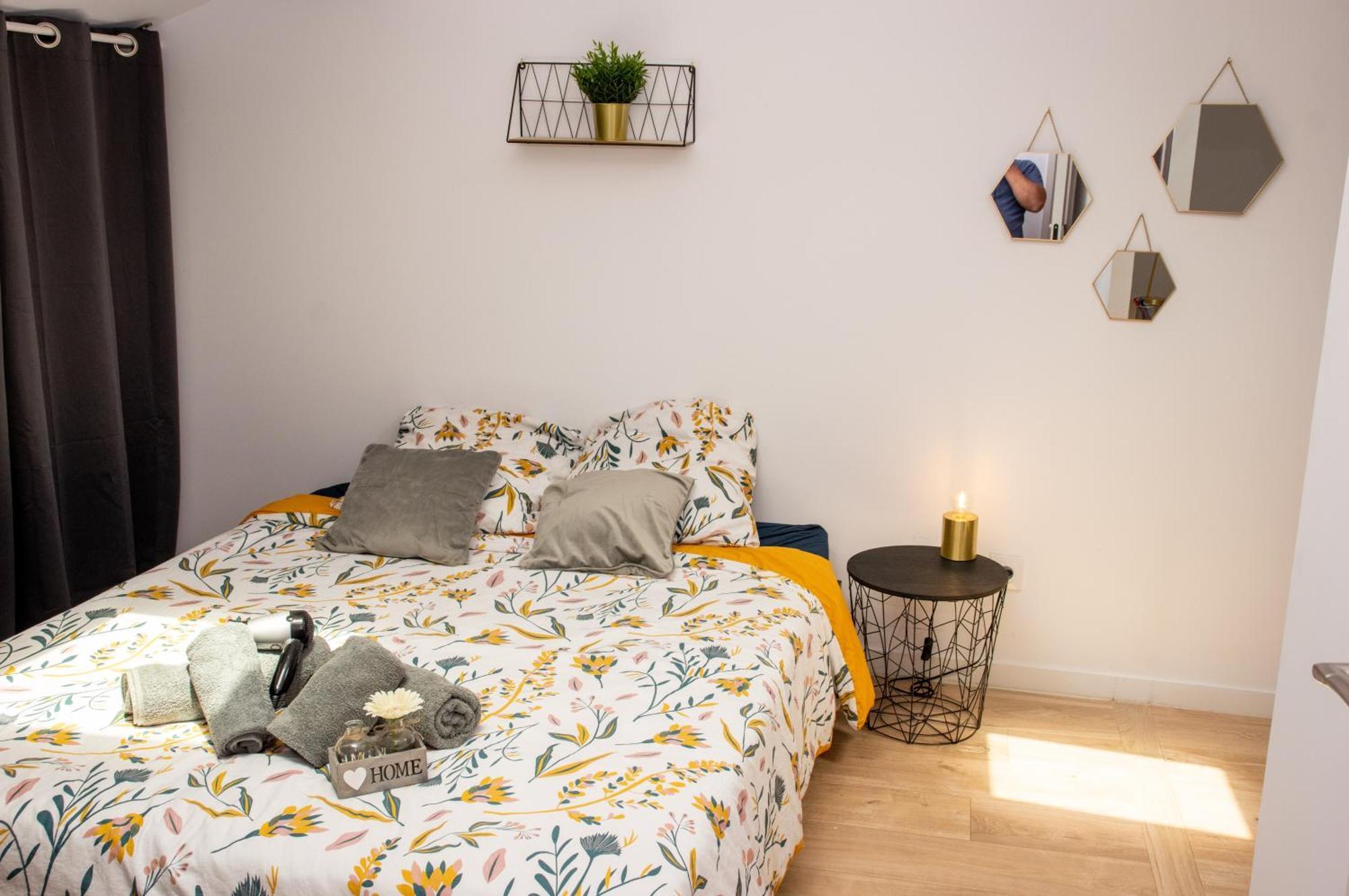Duplex Cocoon - 10 Min De Blaye - 20 Min Cnpe - Wifi - Tv Hd Apartamento Saint-Seurin-de-Cursac Exterior foto
